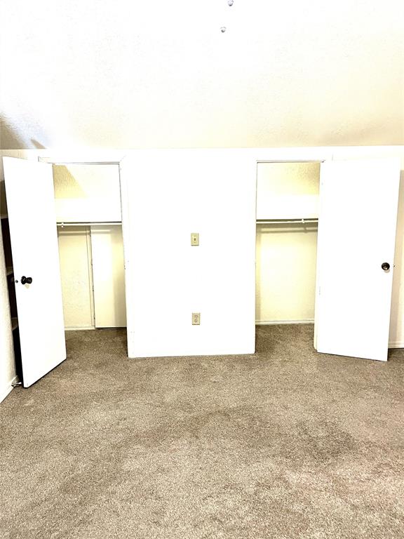 1901 E Lindsey Street 18b Property Photo 12