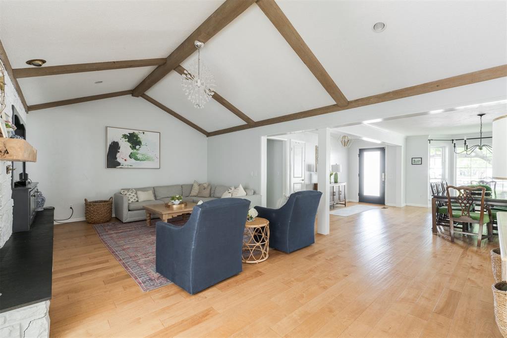 10933 Maple Grove Property Photo 12