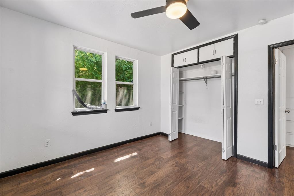 1012 W Hill Street Property Photo 34