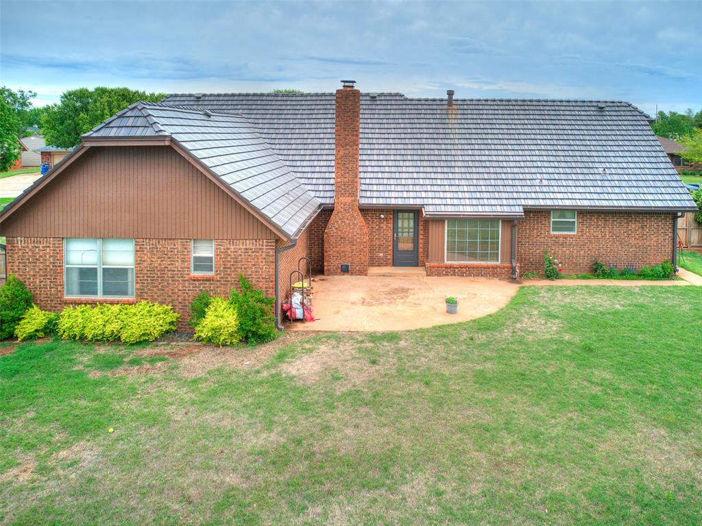 904 Park Place Property Photo 6