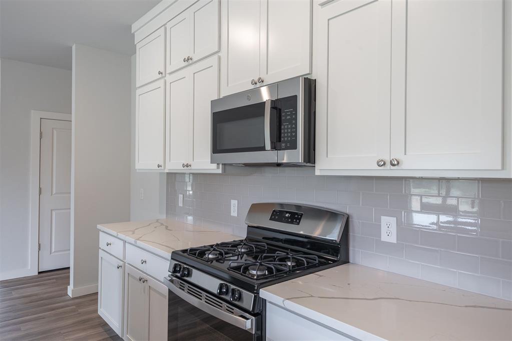 11525 Ward Road Property Photo 8