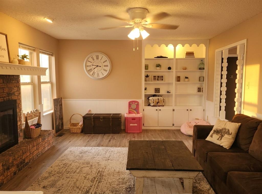 1509 Jupiter Circle Property Photo 3