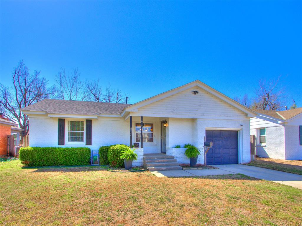 1614 Oxford Way Property Photo 1