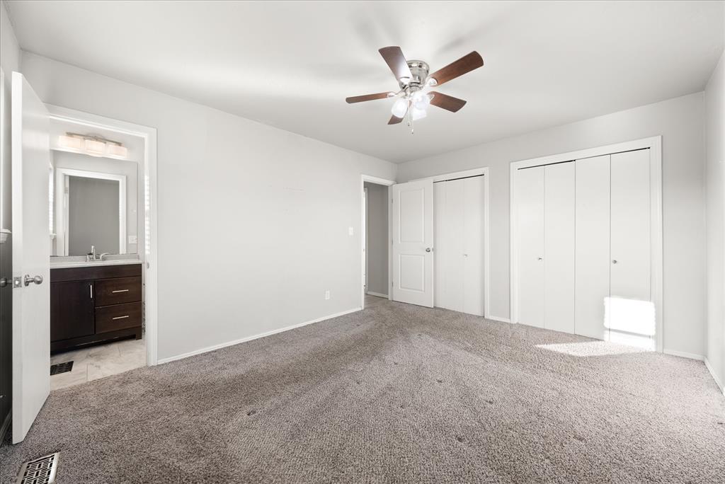 1501 Carlton Way Property Photo 9