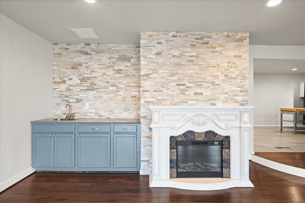 1501 Carlton Way Property Photo 18