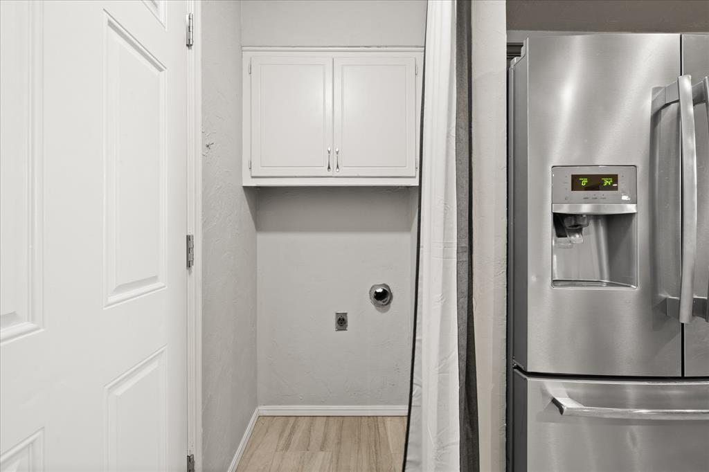 1501 Carlton Way Property Photo 26