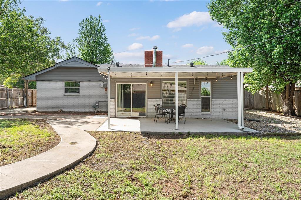 1501 Carlton Way Property Photo 31