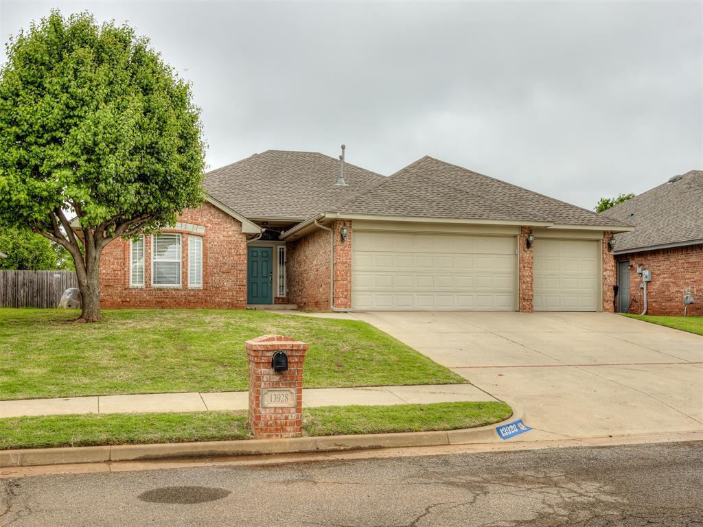 13928 Hunter Jackson Drive Property Photo 2