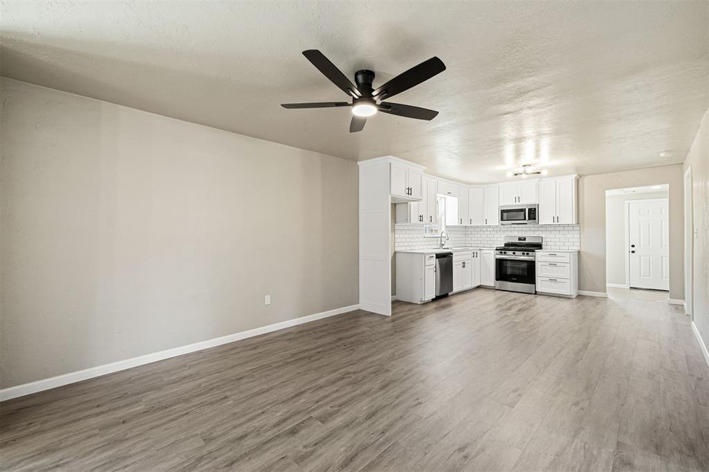 220 N M Avenue Property Photo 10