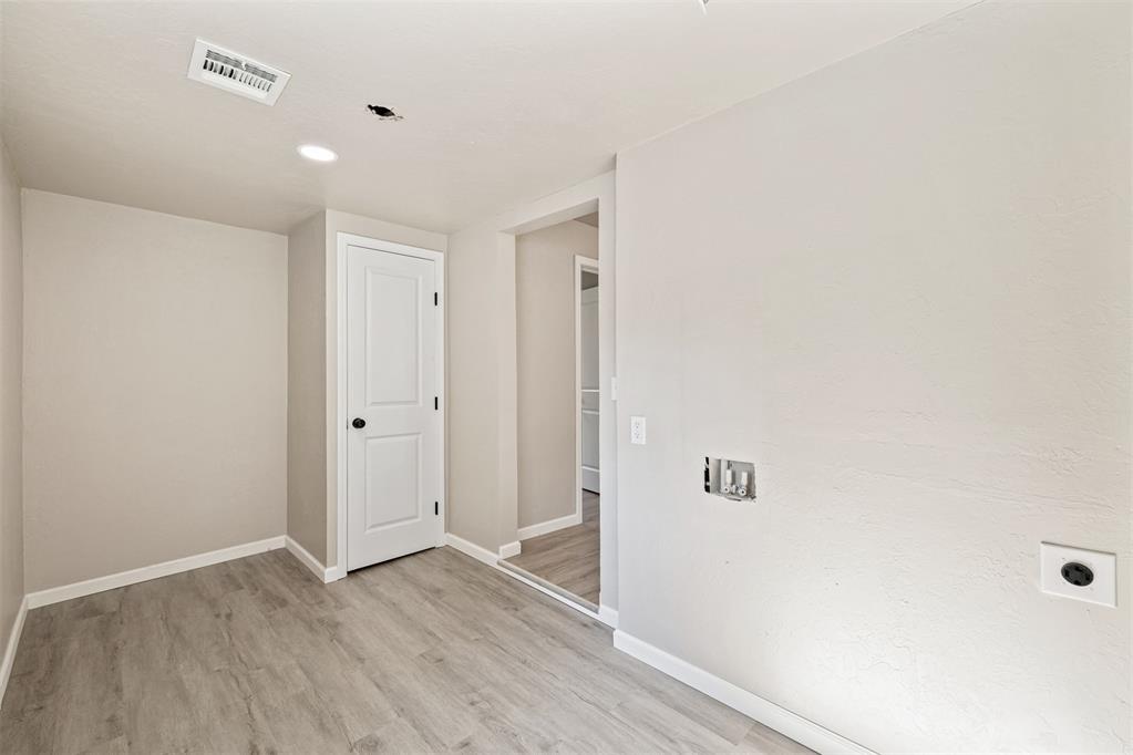 220 N M Avenue Property Photo 15