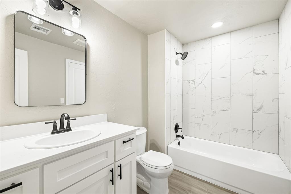 220 N M Avenue Property Photo 18