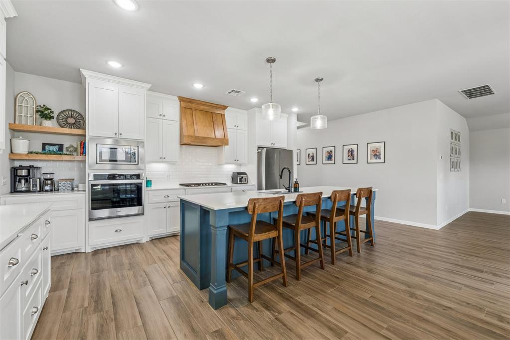 512 Cantebury Drive Property Photo 10