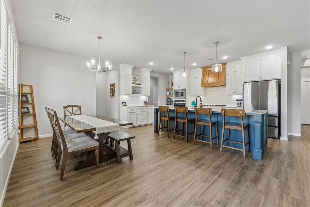 512 Cantebury Drive Property Photo 15