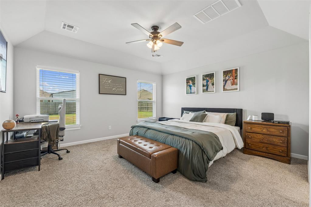 512 Cantebury Drive Property Photo 16