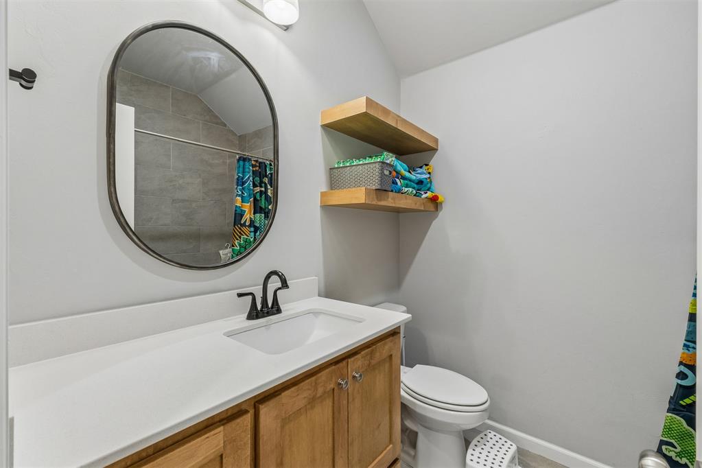 512 Cantebury Drive Property Photo 23