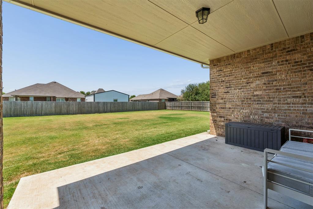 512 Cantebury Drive Property Photo 28