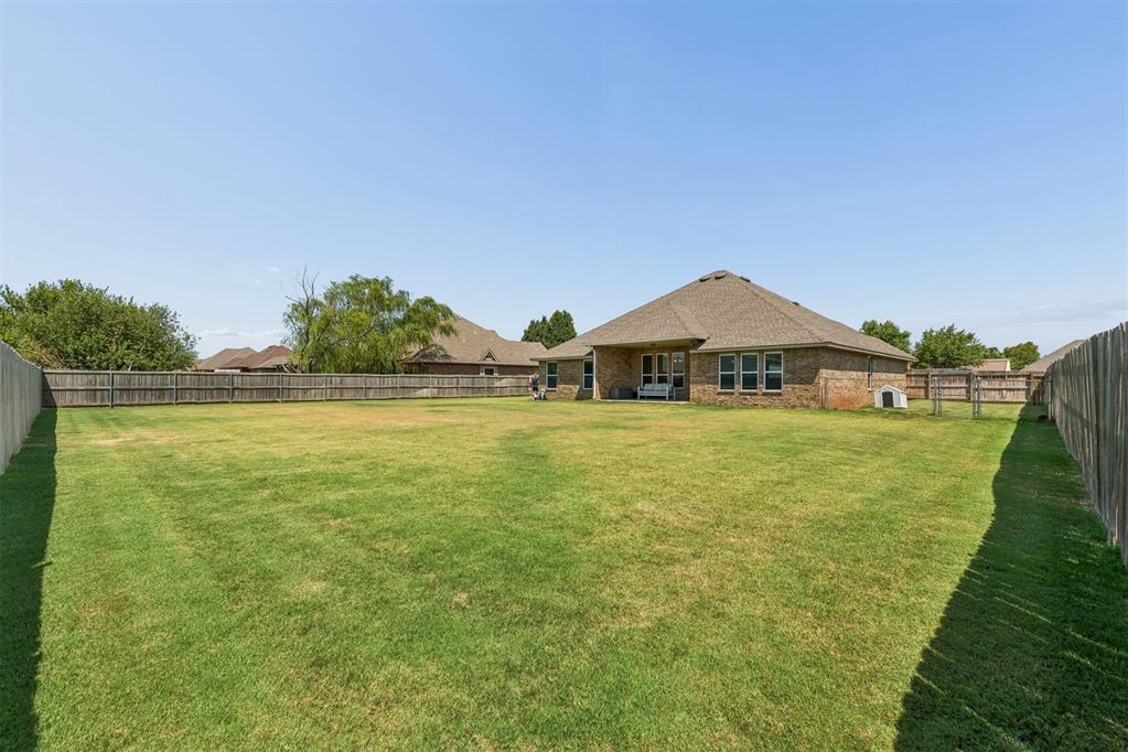512 Cantebury Drive Property Photo 29