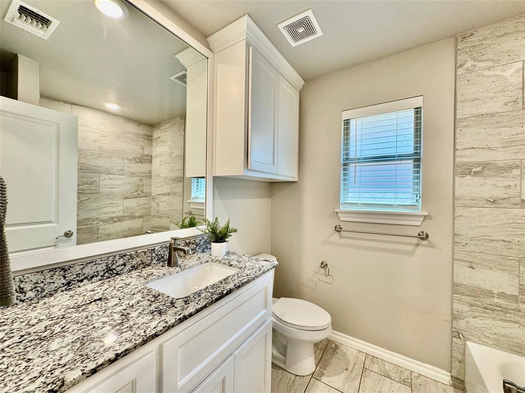 804 E Barajas Terrace Property Photo 33