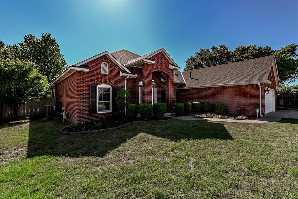 21574 Lake Shadows Drive Property Photo 6