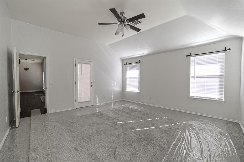 21574 Lake Shadows Drive Property Photo 17