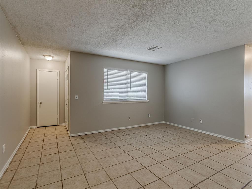 3320 Hampton Road Property Photo 2
