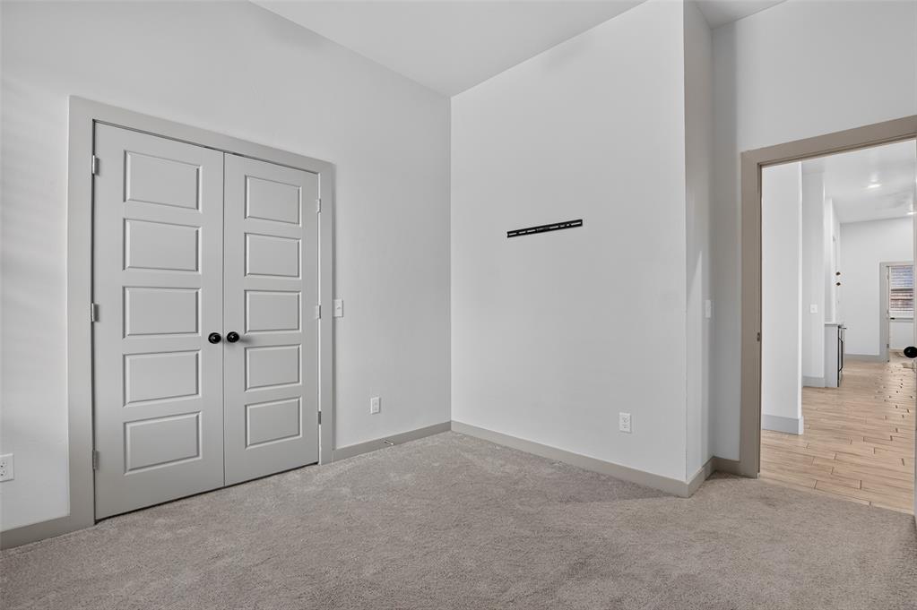 2580 Hayfield Way Property Photo 28