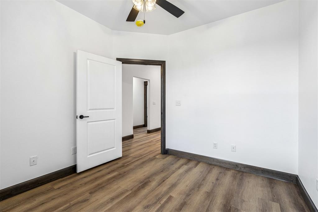 209 Nw Pine Avenue Property Photo 35