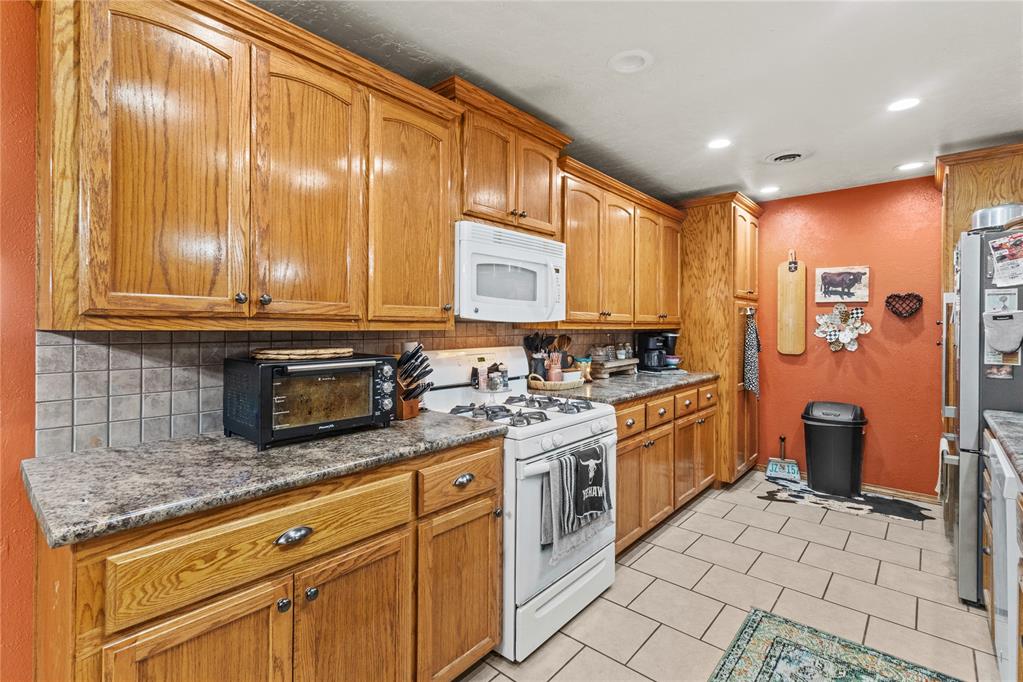 523 Ruth Drive Property Photo 12
