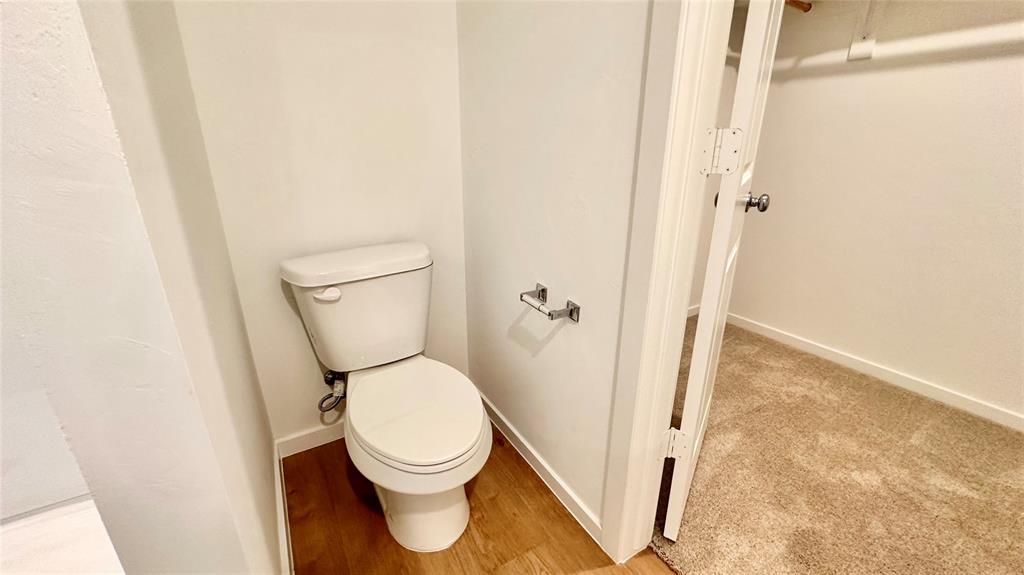 20404 Mule Deer Drive Property Photo 9