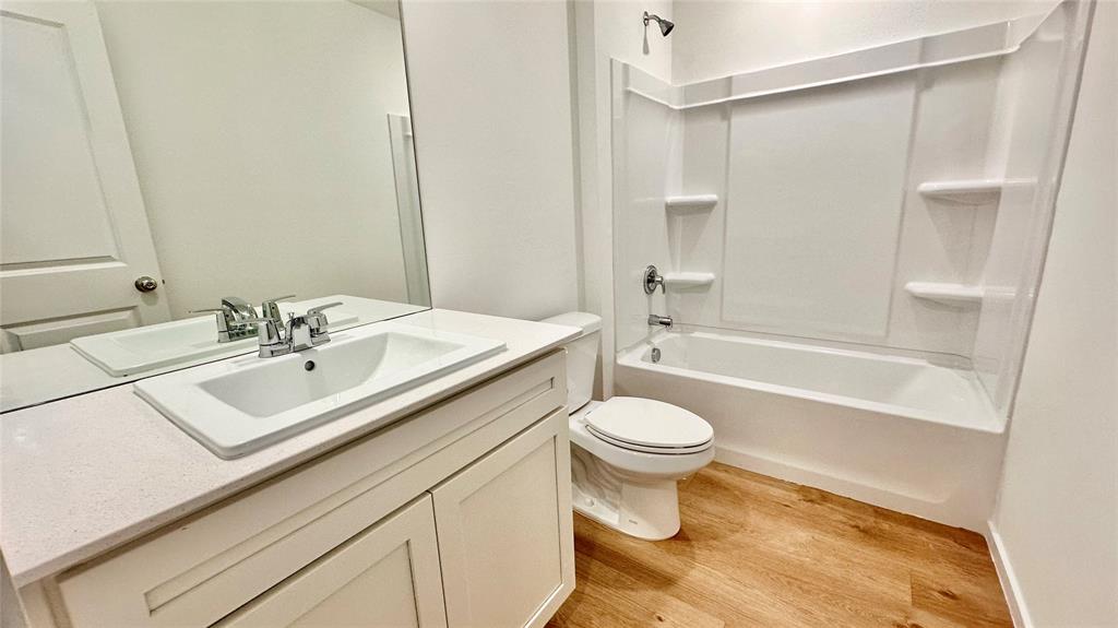 20404 Mule Deer Drive Property Photo 12