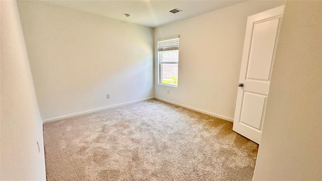 20404 Mule Deer Drive Property Photo 15