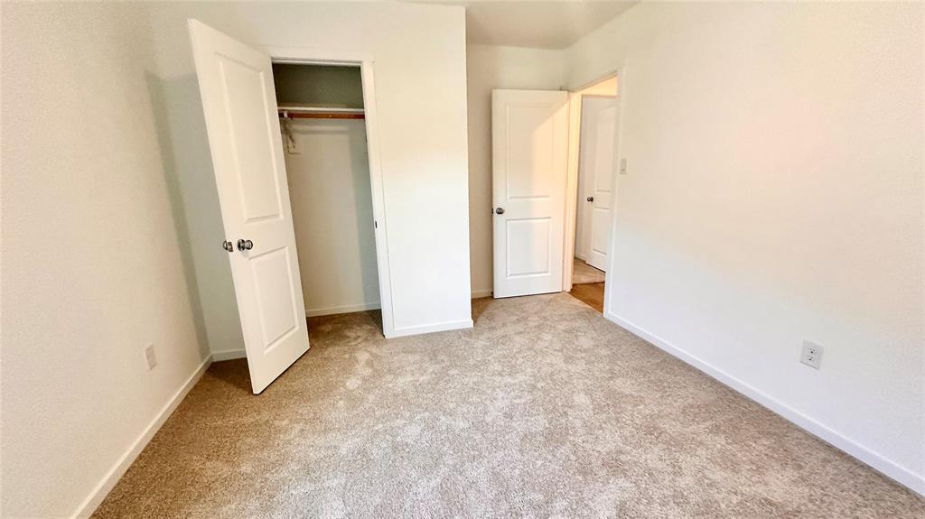 20404 Mule Deer Drive Property Photo 16