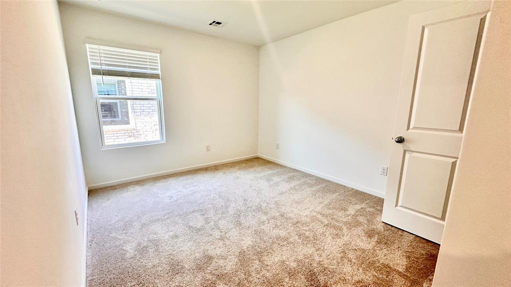 20404 Mule Deer Drive Property Photo 17