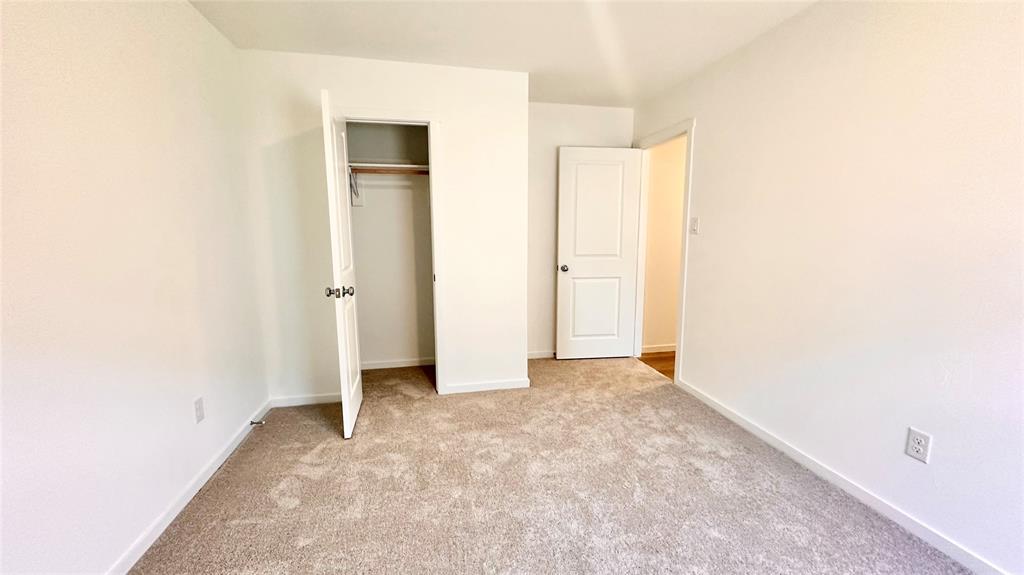 20404 Mule Deer Drive Property Photo 18