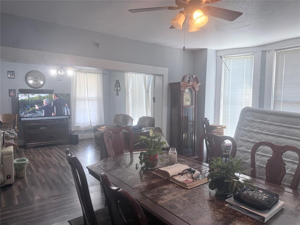 1242738 Property Photo 4