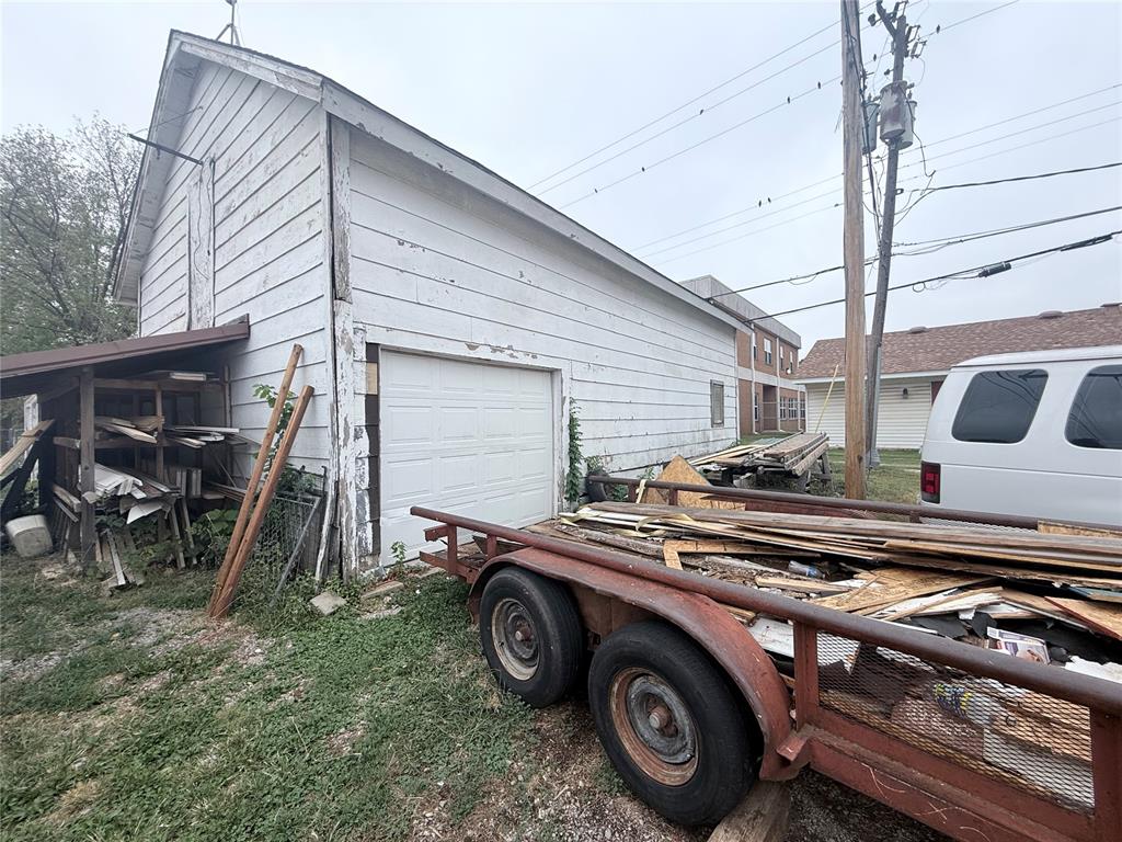 1242738 Property Photo 4