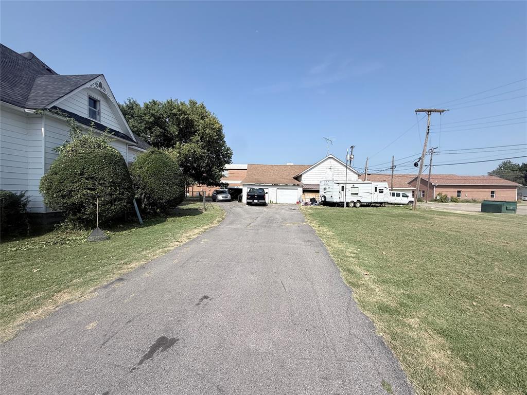 1242738 Property Photo 5