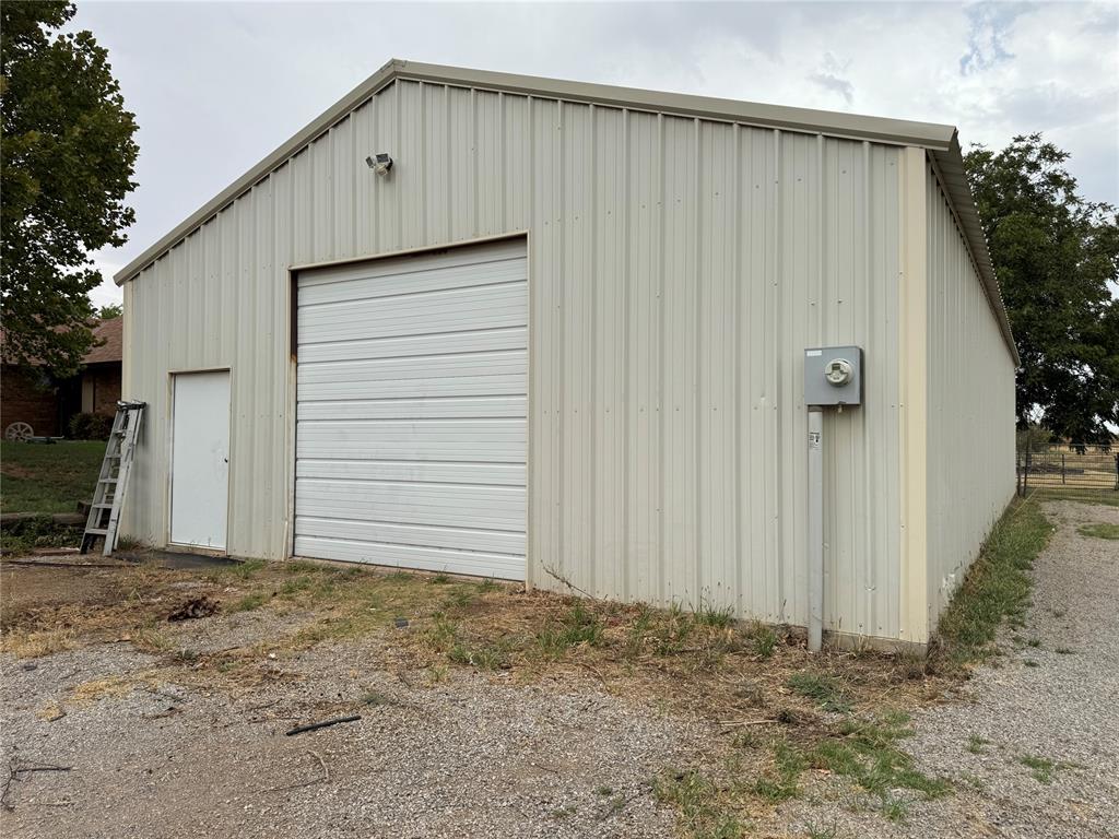 1911 Van Buren Avenue Property Photo 1