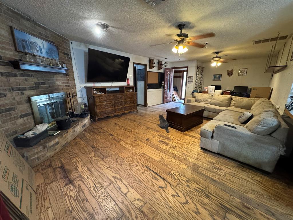1911 Van Buren Avenue Property Photo 5