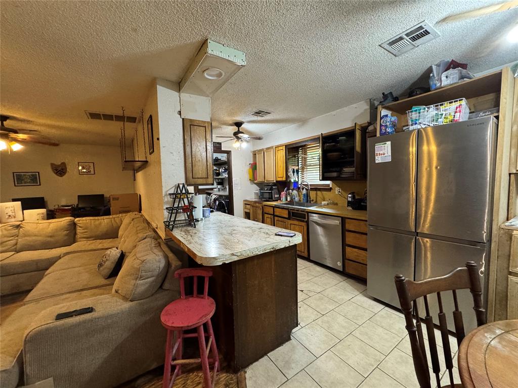 1911 Van Buren Avenue Property Photo 7