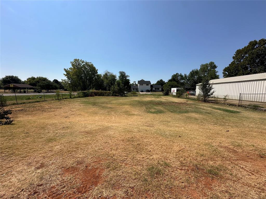 1911 Van Buren Avenue Property Photo 16