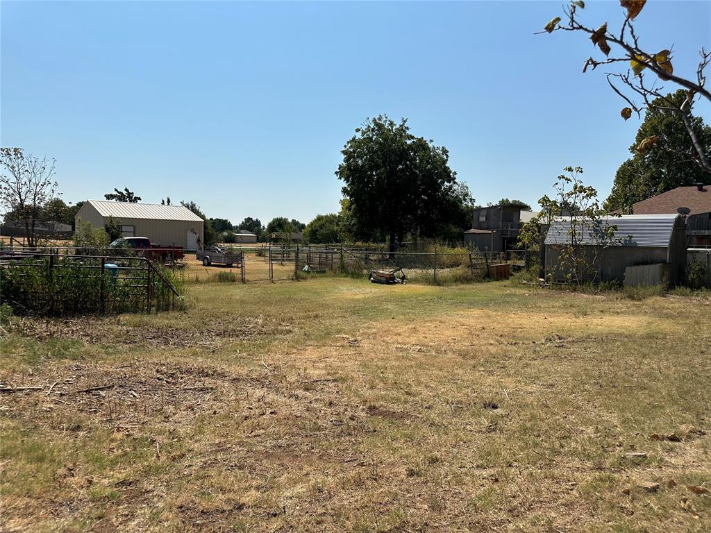 1911 Van Buren Avenue Property Photo 19