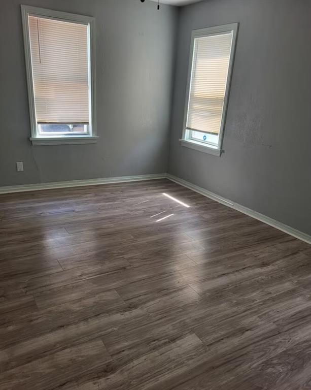 1920 E Madison Street Property Photo 2