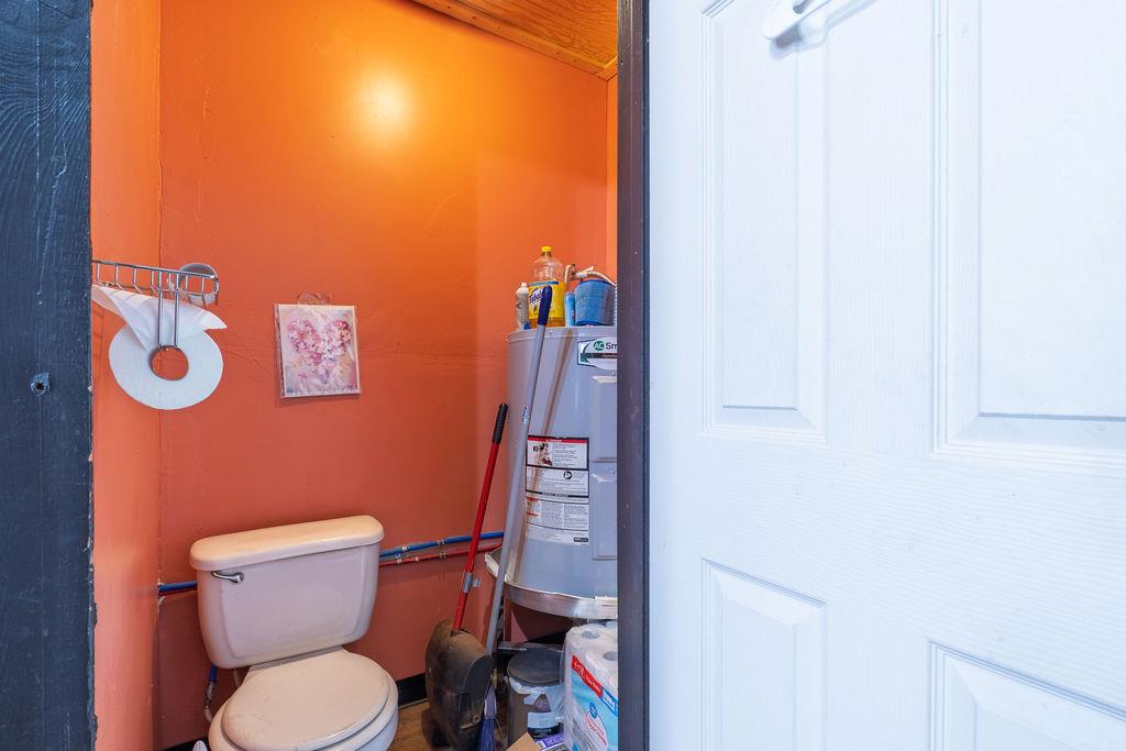 1836 N Kickapoo Avenue Property Photo 18