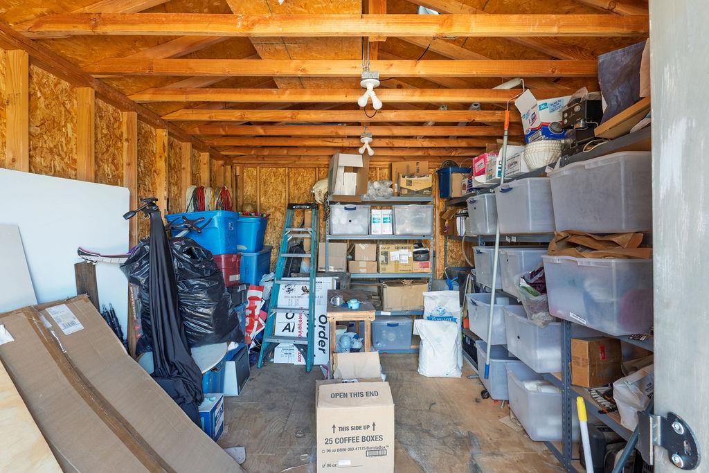 1836 N Kickapoo Avenue Property Photo 22