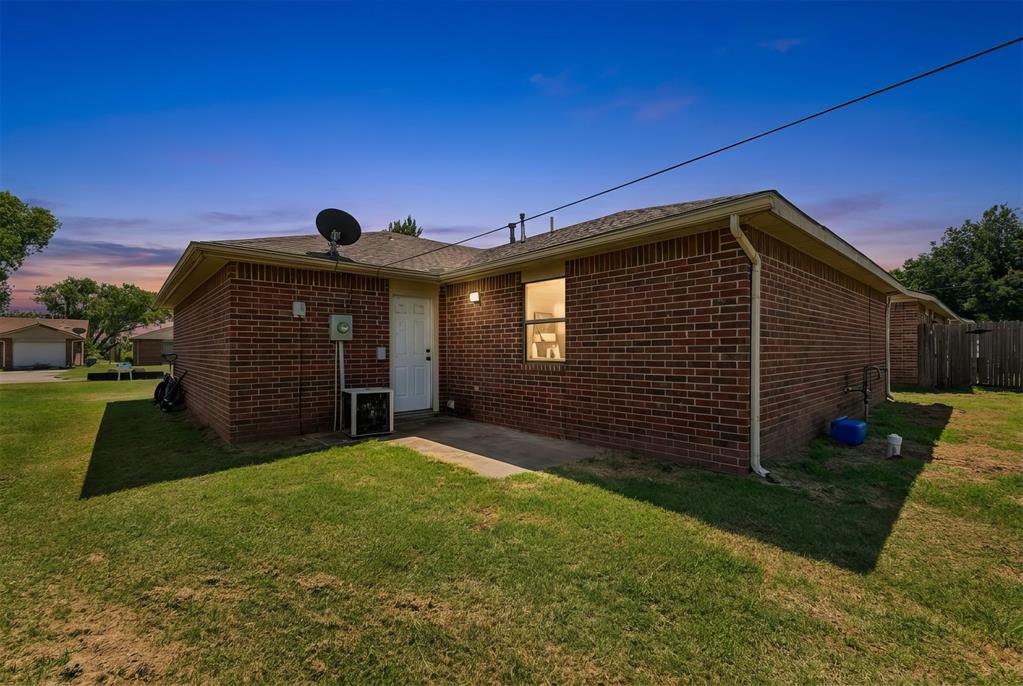 309 W Garrett Street Property Photo 15