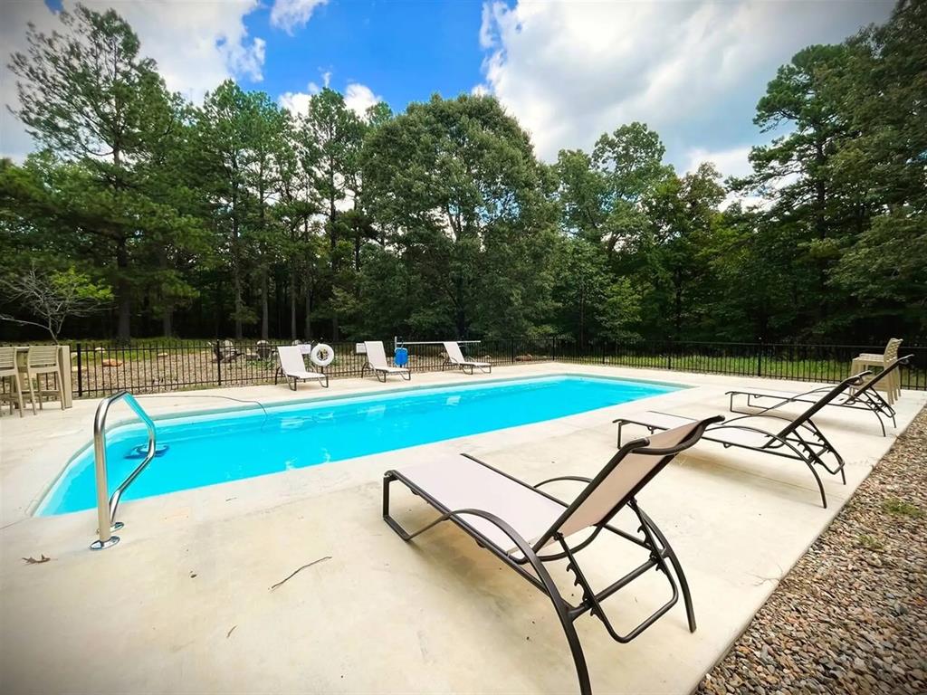36 Ship Bottom Bend Property Photo 1