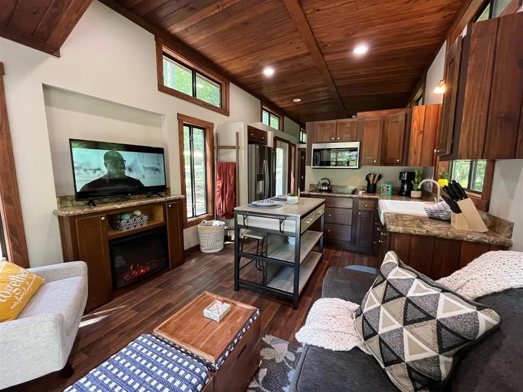 36 Ship Bottom Bend Property Photo 34