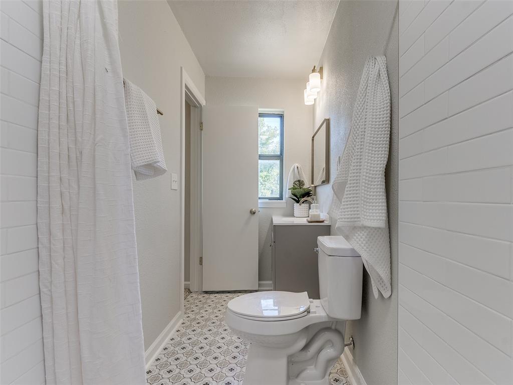 4520 Nw 46th Street Property Photo 19