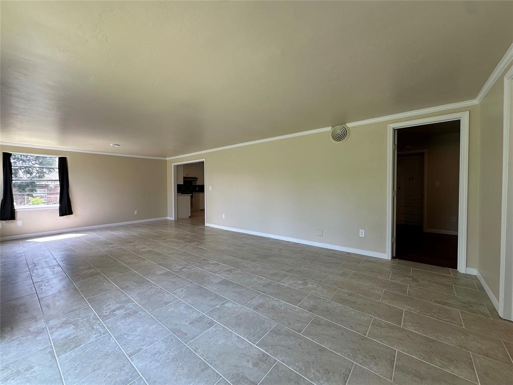 2136 Sw 49th Street Property Photo 7